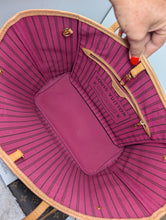 LOUIS VUITTON MONOGRAM NEVERFULL MM, WITH POUCH