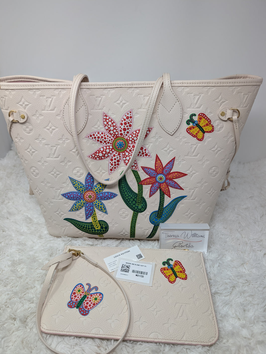 LOUIS VUITTON KUSAMA COLLECTION IVORY NEVERFULL MM WITH POUCH