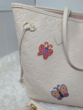 LOUIS VUITTON KUSAMA COLLECTION IVORY NEVERFULL MM WITH POUCH