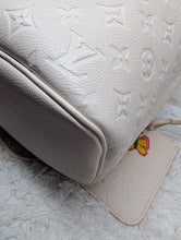 LOUIS VUITTON KUSAMA COLLECTION IVORY NEVERFULL MM WITH POUCH
