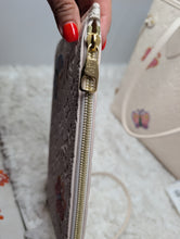 LOUIS VUITTON KUSAMA COLLECTION IVORY NEVERFULL MM WITH POUCH