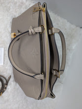 LOUIS VUITTON GRAND PALAIS, TURTLEDOVE