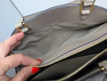 LOUIS VUITTON GRAND PALAIS, TURTLEDOVE