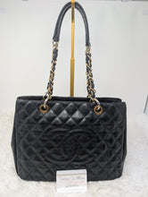 CHANEL BLACK CAVIAR GRAND SHOPPING TOTE