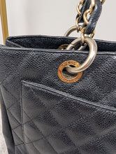 CHANEL BLACK CAVIAR GRAND SHOPPING TOTE