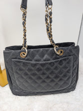 CHANEL BLACK CAVIAR GRAND SHOPPING TOTE