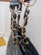 CHANEL BLACK CAVIAR GRAND SHOPPING TOTE