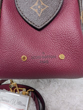 LOUIS VUITTON MANHATTAN MM