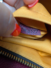 LOUIS VUITTON MANHATTAN MM