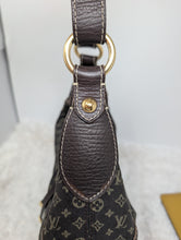 LOUIS VUITTON MINI LIN MANON