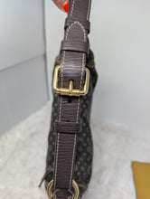 LOUIS VUITTON MINI LIN MANON