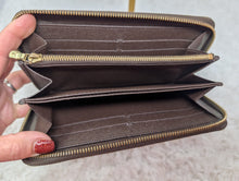 LOUIS VUITTON MINI LIN ZIPPY WALLET