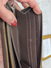 LOUIS VUITTON MINI LIN ZIPPY WALLET