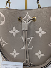 LOUIS VUITTON BICOLOR NEONOE MM