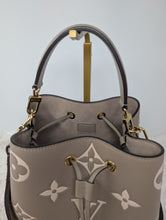 LOUIS VUITTON BICOLOR NEONOE MM