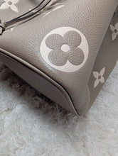 LOUIS VUITTON BICOLOR NEONOE MM