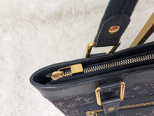 LOUIS VUITTON BLUE MINI LIN LUCILLE PM