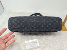 LOUIS VUITTON BLUE MINI LIN LUCILLE PM