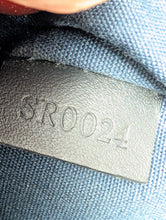 LOUIS VUITTON BLUE MINI LIN LUCILLE PM