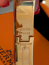 HERMES CLIC BLACK/GOLD BRACELET, SIZE SMALL