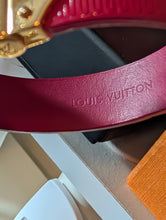 LOUIS VUITTON EPI ROSE INDIAN ELECTRIC SPIRIT BRACELET, EXCELLENT, SIZE 17