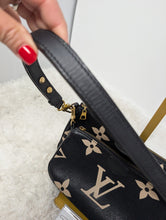 LOUIS VUITTON BICOLOR POCHETTE ACCESSORIES