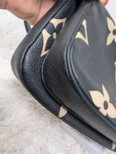 LOUIS VUITTON BICOLOR POCHETTE ACCESSORIES