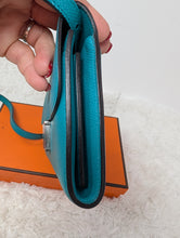 HERMES CONSTANCE ON THE GO