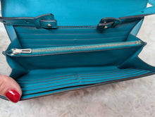 HERMES CONSTANCE ON THE GO