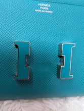 HERMES CONSTANCE ON THE GO