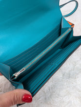 HERMES CONSTANCE ON THE GO