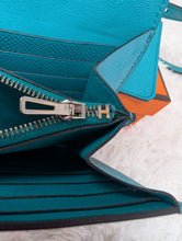 HERMES CONSTANCE ON THE GO