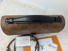 LOUIS VUITTON MONOGRAM REVERSE METIS POCHETTE