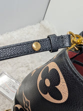 LOUIS VUITTON BLACK BICOLOR NEONOE MM WITH MATCHING POUCH