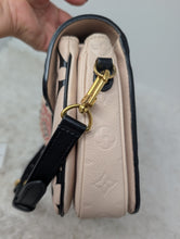 LOUIS VUITTON LIMITED EDITION CRAFTY METIS POCHETTE