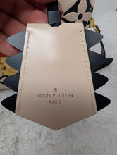 LOUIS VUITTON LIMITED EDITION CRAFTY METIS POCHETTE