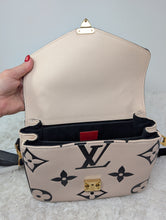 LOUIS VUITTON LIMITED EDITION CRAFTY METIS POCHETTE