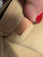 LOUIS VUITTON PORTE DOCUMENTS VOYAGE BRIEFCASE with LOUIS VUITTON MONOGRAM STRAP WITH SHOULDER PAD