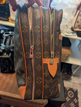 LOUIS VUITTON PORTE DOCUMENTS VOYAGE BRIEFCASE with LOUIS VUITTON MONOGRAM STRAP WITH SHOULDER PAD