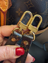 LOUIS VUITTON PORTE DOCUMENTS VOYAGE BRIEFCASE with LOUIS VUITTON MONOGRAM STRAP WITH SHOULDER PAD