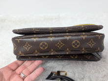 LOUIS VUITTON LIMITED EDITION TRAVEL PATCHES METIS POCHETTE