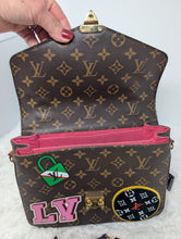 LOUIS VUITTON LIMITED EDITION TRAVEL PATCHES METIS POCHETTE