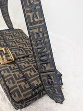 FENDI BAGUETTE MIDI JACQUARD FLAP BAG