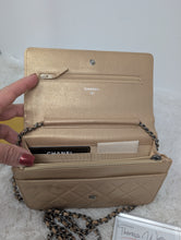 CHANEL LIMITED EDITION LUCKY CHARMS BEIGE/GOLD