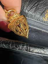 GUCCI VINTAGE OSTRICH SHOULDER BAG