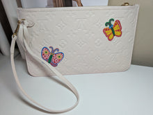 LOUIS VUITTON KUSAMA LIMITED EDITION POUCHETTE, NEW