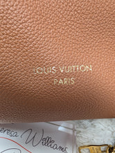 LOUIS VUITTON COGNAC LOW KEY HOBO