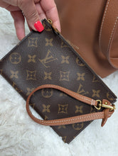 LOUIS VUITTON COGNAC LOW KEY HOBO