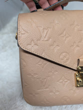 LOUIS VUITTON DUNE METIS POCHETTE
