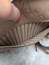 LOUIS VUITTON DUNE METIS POCHETTE